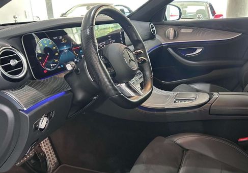 Mercedes-Benz E 300, 2021 3