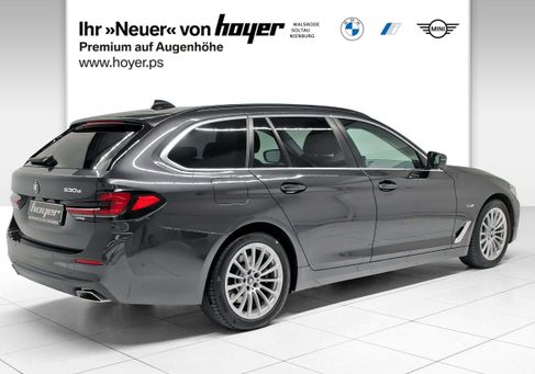 BMW 530, 2022