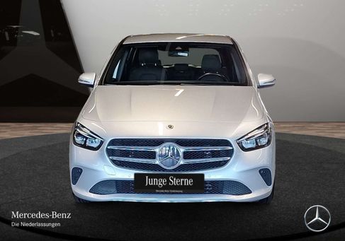 Mercedes-Benz B 180, 2020