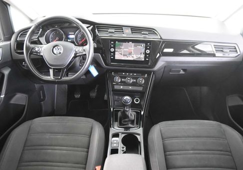 Volkswagen Touran, 2019 2