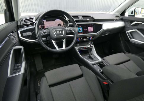 Audi Q3, 2022