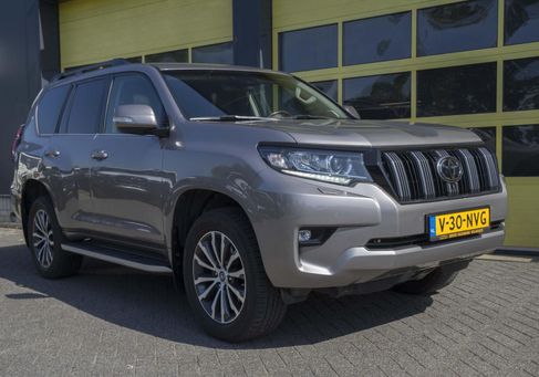 Toyota Land Cruiser, 2023