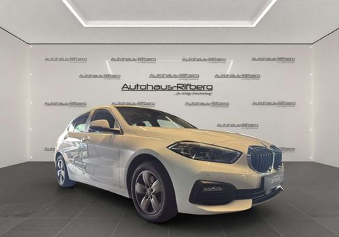 BMW 118, 2022