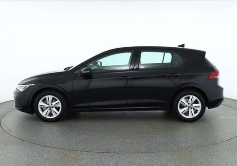 Volkswagen Golf, 2023 2