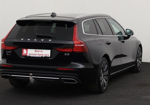 Volvo V60, 2021 3