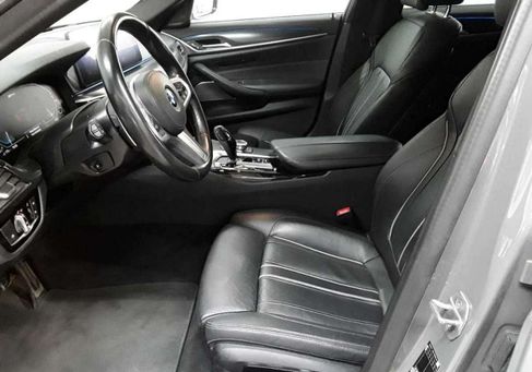 BMW 530, 2022