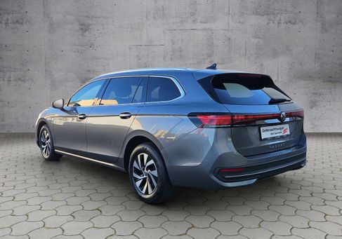 Volkswagen Passat Variant, 2024 3