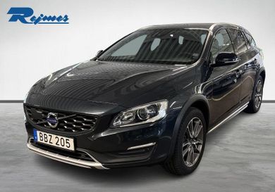 Volvo V60 Cross Country, 2018