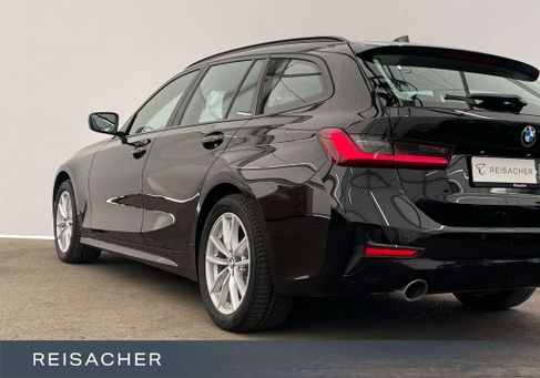 BMW 330, 2022