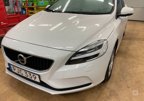 Volvo V40, 2017