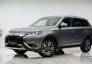 Mitsubishi Outlander, 2020
