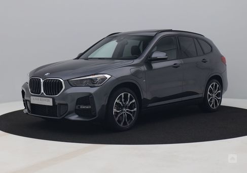 BMW X1, 2021