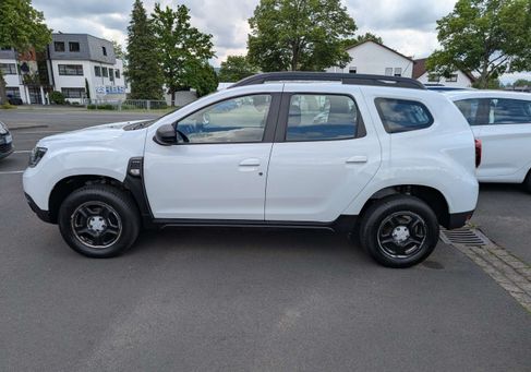 Dacia Duster, 2020 3