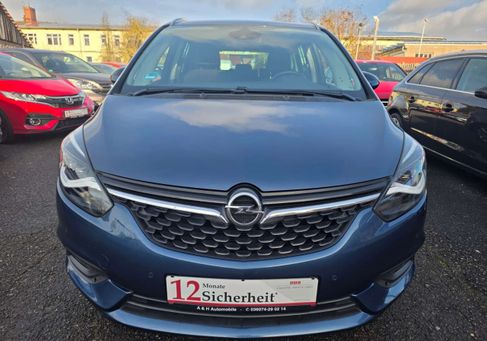 Opel Zafira, 2018