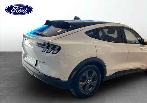 Ford Mustang Mach-E, 2021 2
