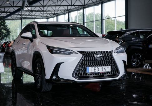 Lexus NX, 2023