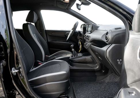 Hyundai i10, 2023 2