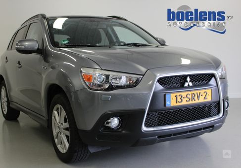 Mitsubishi ASX, 2011