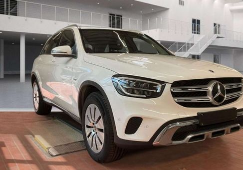 Mercedes-Benz GLC 300, 2021
