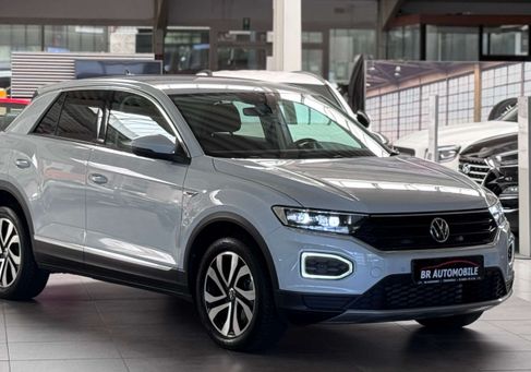 Volkswagen T-Roc, 2021