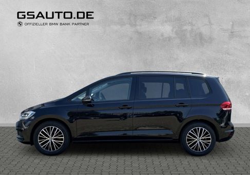 Volkswagen Touran, 2024 2