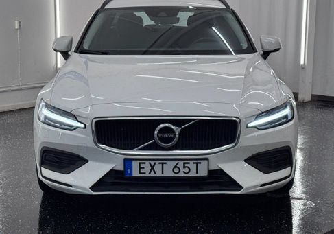 Volvo V60, 2022