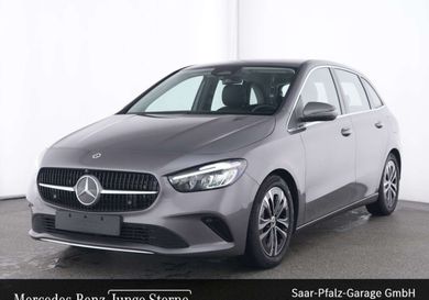 Mercedes-Benz B 180, 2025