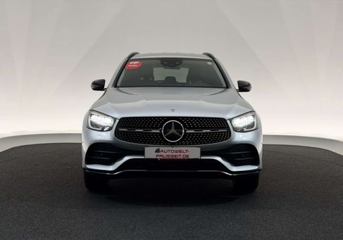 Mercedes-Benz GLC 200, 2022