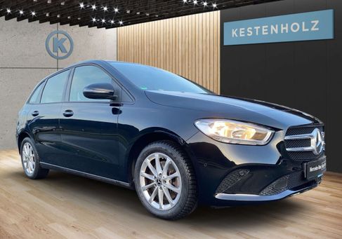 Mercedes-Benz B 250, 2022