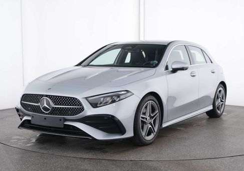 Mercedes-Benz A 180, 2025 2