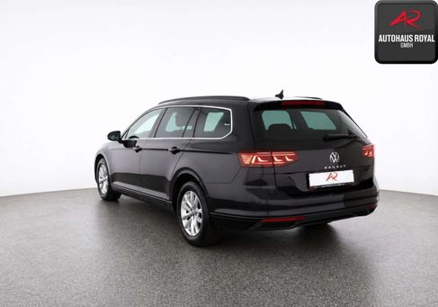 Volkswagen Passat, 2023 3