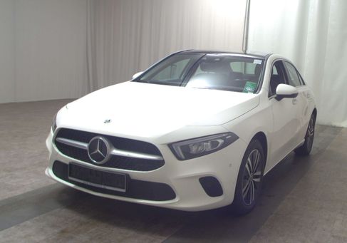 Mercedes-Benz A 250, 2022
