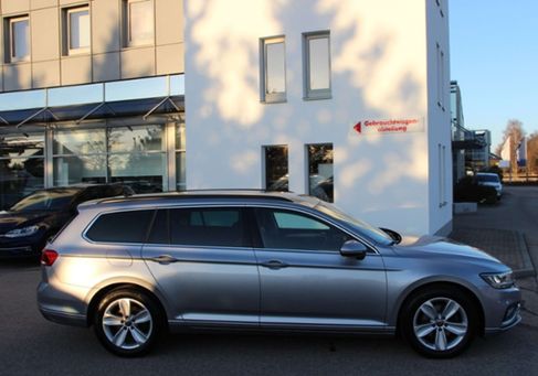 Volkswagen Passat Variant, 2022 3