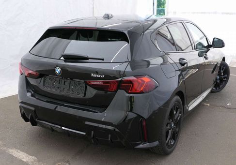 BMW 120, 2025