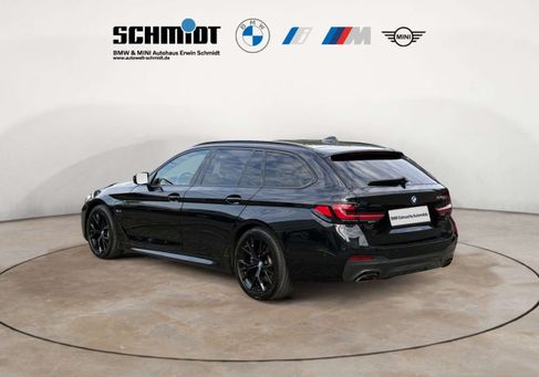 BMW 530, 2022 3