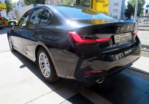 BMW 320, 2022