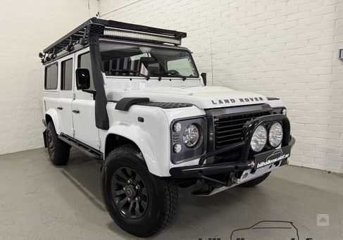 Land Rover Defender, 2013
