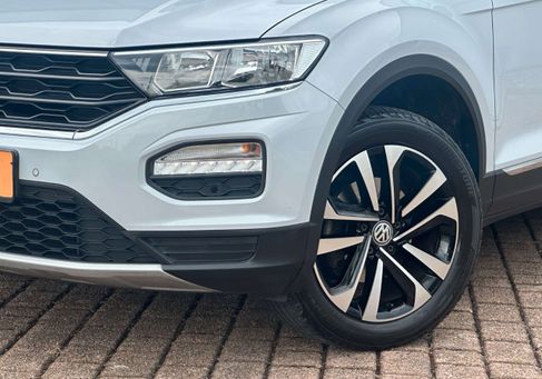 Volkswagen T-Roc, 2020