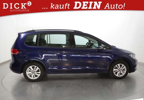 Volkswagen Touran, 2023 2