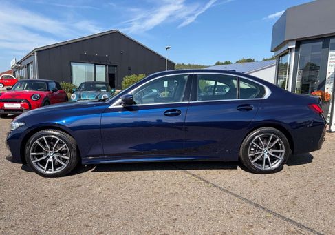BMW 318, 2023