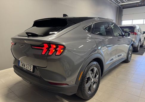 Ford Mustang Mach-E, 2021