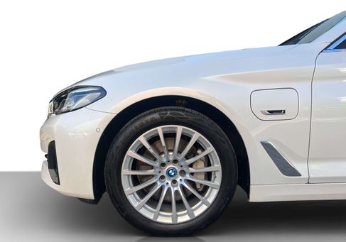 BMW 530, 2022