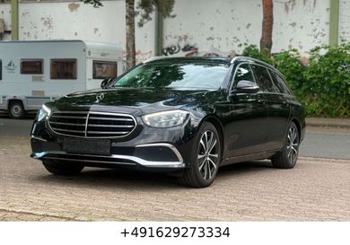 Mercedes-Benz E 220, 2022