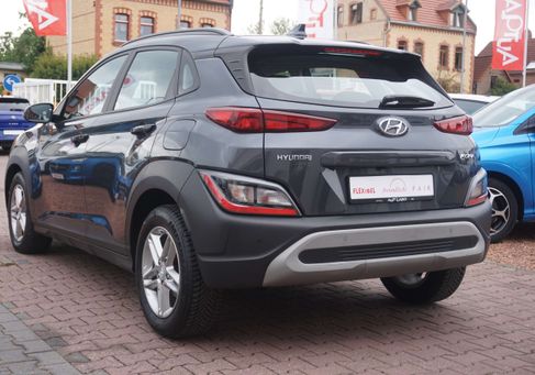 Hyundai Kona, 2022 3