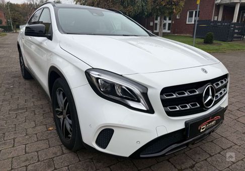 Mercedes-Benz GLA 180, 2018