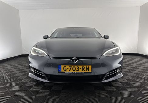 Tesla Model S, 2018