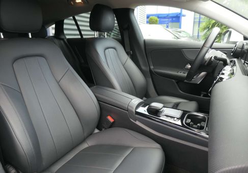 Mercedes-Benz CLA 220, 2022