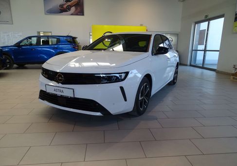 Opel Astra, 2025
