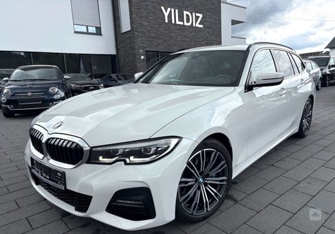 BMW 330, 2020
