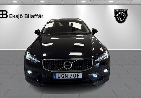 Volvo V60 Cross Country, 2021